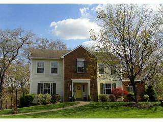 1031 Whispering Woods Dr, Moon Twp PA  15108-9033 exterior