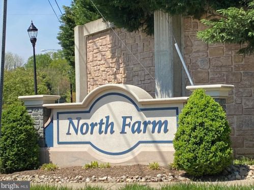 32 Farm Haven Ct, Rockville MD  20852-4231 exterior