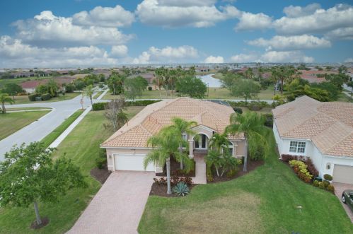 11720 Apple Blossom Trl, Fort Pierce FL  34987-2475 exterior