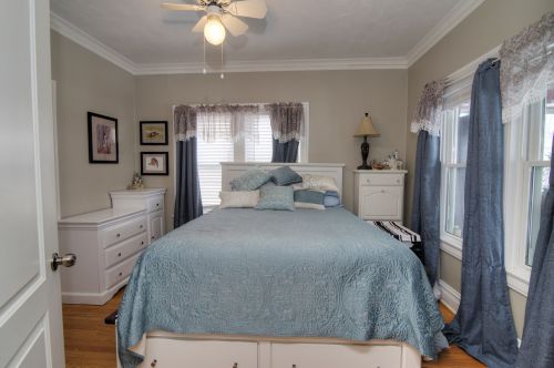 508 8 Ave, Broadview IL 60153-1516 exterior