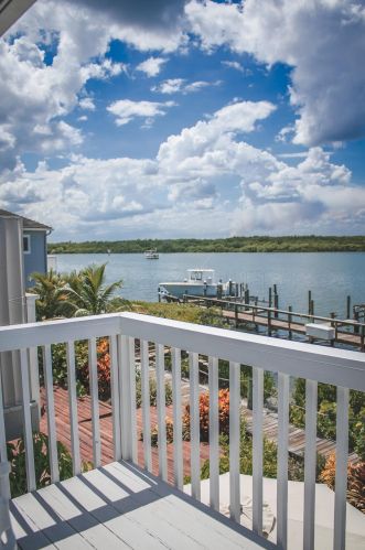 2428 Harbour Cove Dr, Fort Pierce FL  34949-1515 exterior