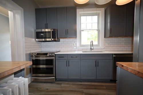 1805 Ardmore Blvd, Pittsburgh PA 15221-4407 exterior