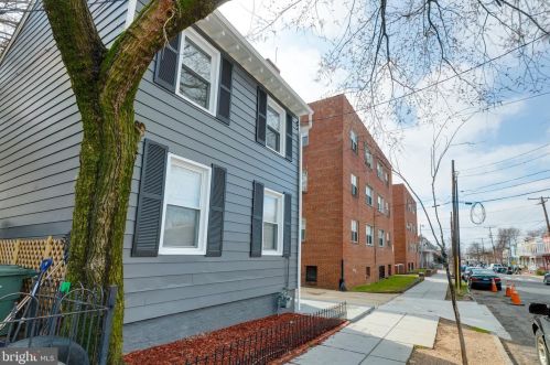 1313 U St, Washington DC  20020-7013 exterior