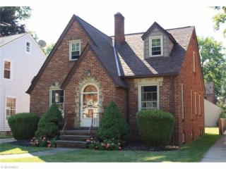 3170 162nd St, Cleveland, OH 44111-1008