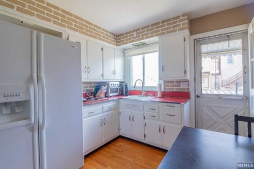 32 Maitland Ave, Paterson NJ  07502-2621 exterior