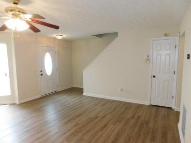 5617 Strathmoor Manor Cir, Lithonia GA  30058-2625 exterior