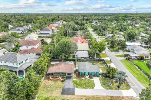 3760 12 St, Naples FL 34120-6418 exterior