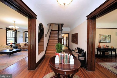 2144 Lawrence Rd, Trenton NJ 08648 exterior