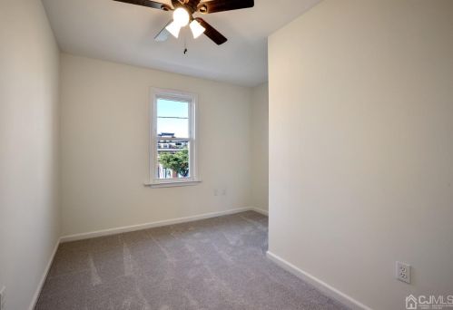 88 Central Ave, Metuchen NJ  08840-1862 exterior