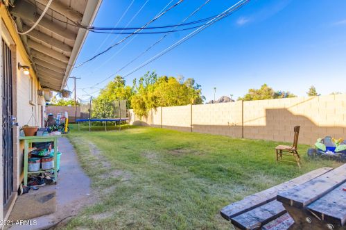 6107 12 Pl, Phoenix AZ 85014-6707 exterior