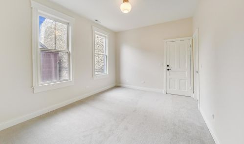 2779 Kenmore Ave, Chicago IL  60614-1305 exterior