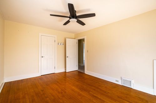 8219 Red Arrow Ct, Milwaukee WI 53213-3023 exterior