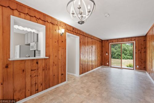 2083 Floral Dr, Saint Paul MN 55110-3849 exterior