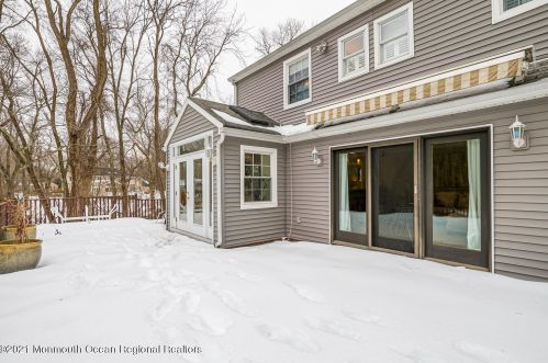 50 Farm Rd, Middletown NJ 07748-3703 exterior