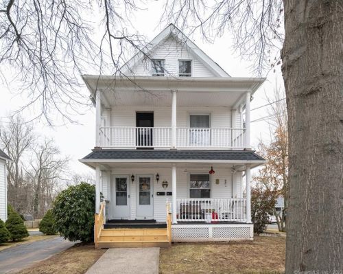 19 Pomeroy Ave, Wallingford, CT 06492-4738