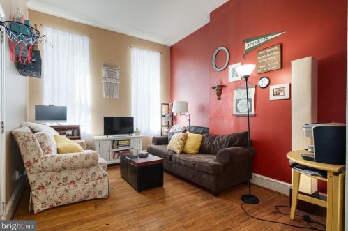 865 26 St, Philadelphia PA 19146-4402 exterior