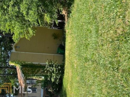 2403 Cragstone Ct, Lithonia, GA 30058-6432