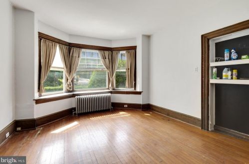 6500 Lincoln Dr, Philadelphia, PA 19119-3623