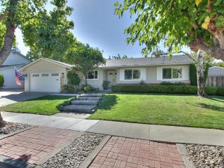 707 Citrus Ave, Concord, CA 94518-2308