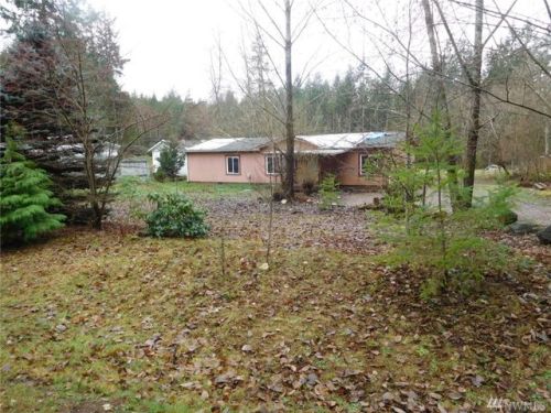 225 Tahuyeh Dr, Bremerton, WA 98312-9609