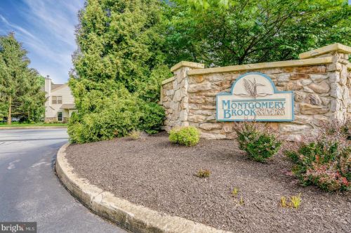 1312 Foxmeadow Dr, Limerick PA 19468-1556 exterior