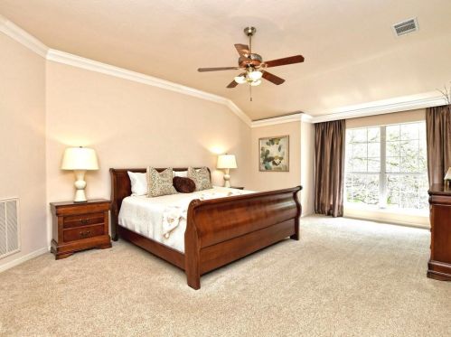 10305 Ember Gln Dr, Austin TX 78726-1388 exterior