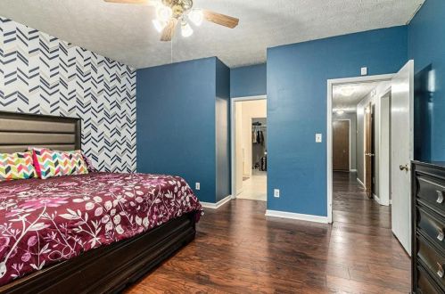 585 Shore Rd, Lithonia GA  30058-5990 exterior