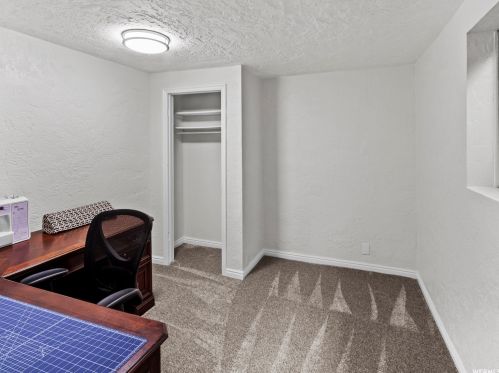 8160 1715, Sandy UT 84093-6852 exterior