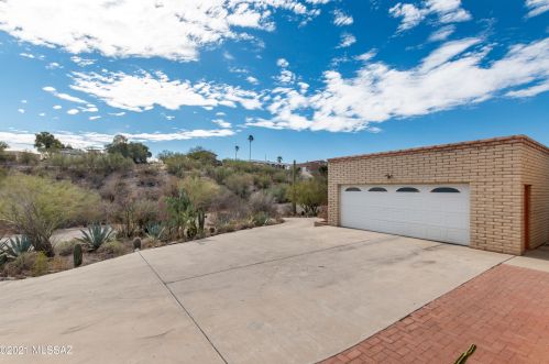 3030 Calle Gardenias, Tucson AZ  85745-1631 exterior