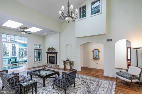 76 Pettit Pl, Princeton NJ 08540-7645 exterior