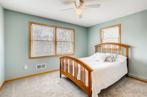 1441 Brk Ave, Saint Paul MN 55109-2012 exterior