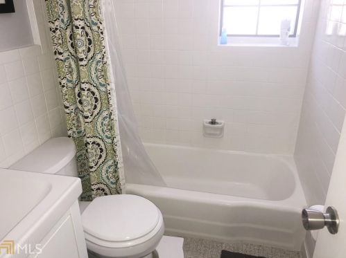 410 Candler Park Dr, Atlanta GA 30307-2115 exterior