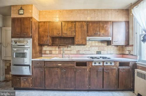 4220 Marple St, Philadelphia PA 19136-3716 exterior