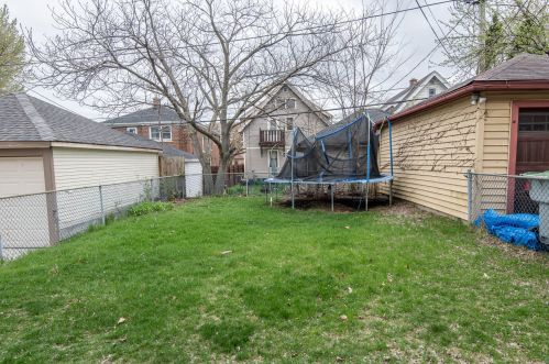 3024 62, Milwaukee WI 53210-1424 exterior