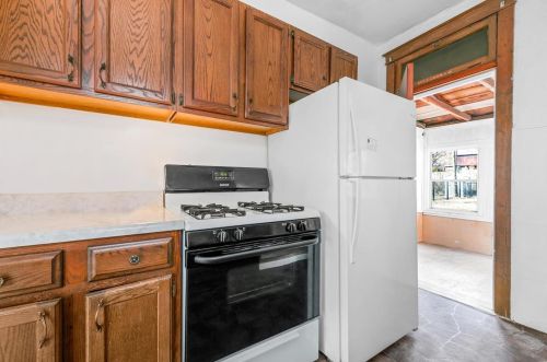 2035 Yale Ave, Saint Louis MO 63143-1473 exterior