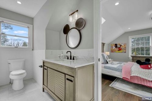 206 County Rd, Demarest NJ  07627-2202 exterior