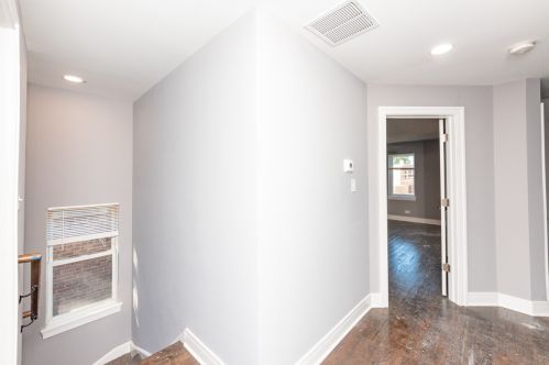 6758 Artesian Ave, Chicago IL  60645-4614 exterior