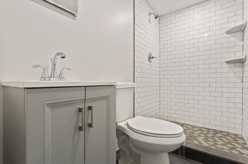 1909 Beulah Rd, Pittsburgh PA  15235-5006 exterior