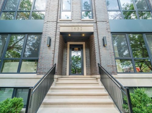 1632 Orchard St, Chicago, IL 60614-5114