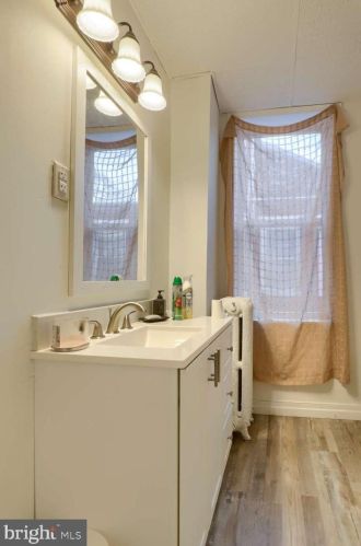 340 Queen St, Lancaster PA 17603-5350 exterior