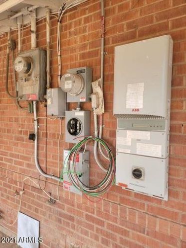 1913 Brill St, Phoenix AZ 85008-4606 exterior