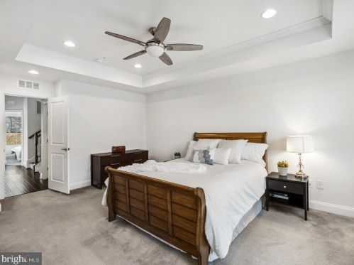 3143 Ft Lincoln Dr, Washington DC 20018-4311 exterior