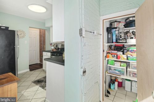 811 28 St, Philadelphia PA 19145-2408 exterior