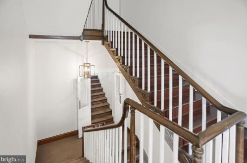 301 Penn St, Huntingdon PA 16652-1609 exterior