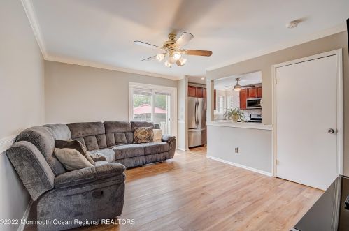 5 Hummingbird Way, Jackson Twp NJ exterior