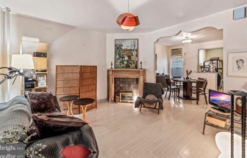 2946 16th St, Philadelphia PA  19132-2225 exterior