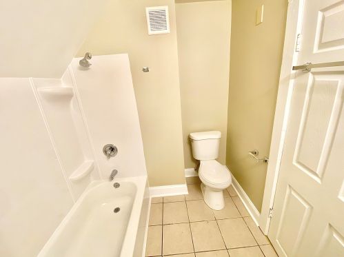 3009 12th St, Milwaukee WI 53215-3822 exterior