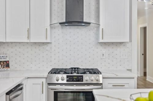 1752 Leslie Ave, Atlanta GA  30311-4114 exterior