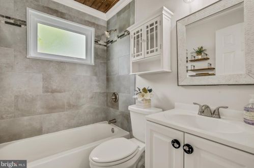 8412 Barron St, Silver Spring MD 20912-7247 exterior