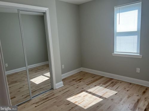 1949 22nd St, Philadelphia PA 19121-1406 exterior